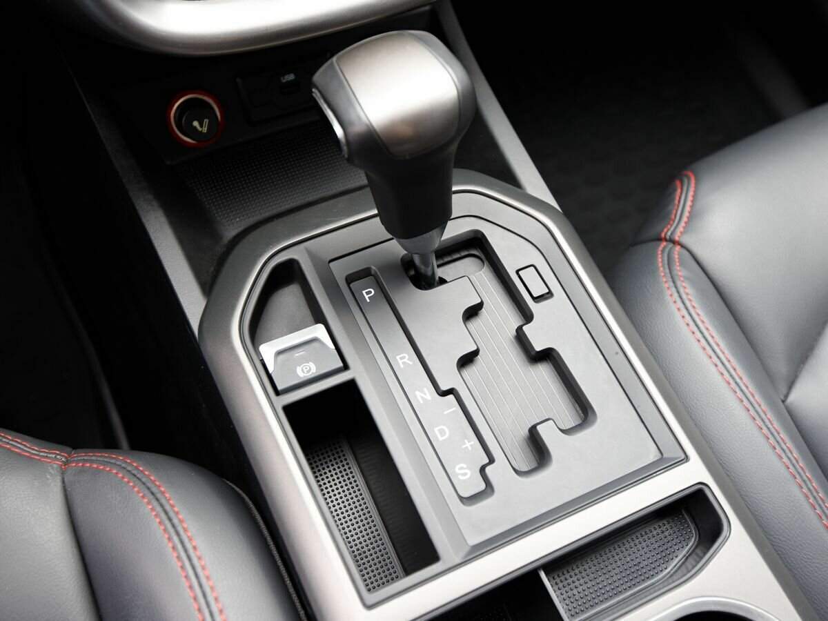 FAW Besturn X80, 2019 Фото №11