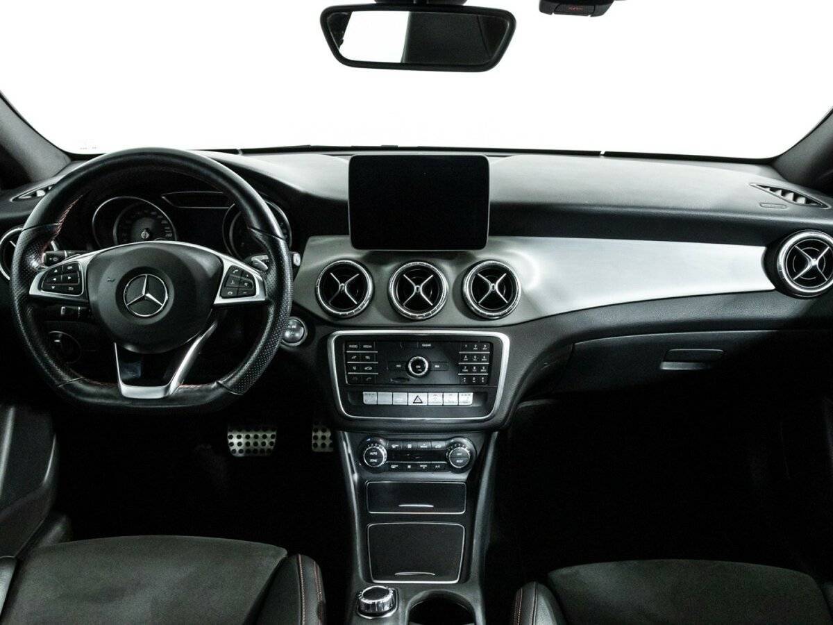 Mercedes-Benz CLA 200, 2018 Фото №13
