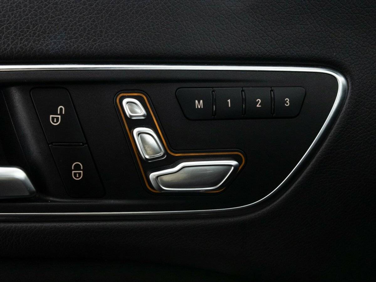 Mercedes-Benz CLA 200, 2018 Фото №19