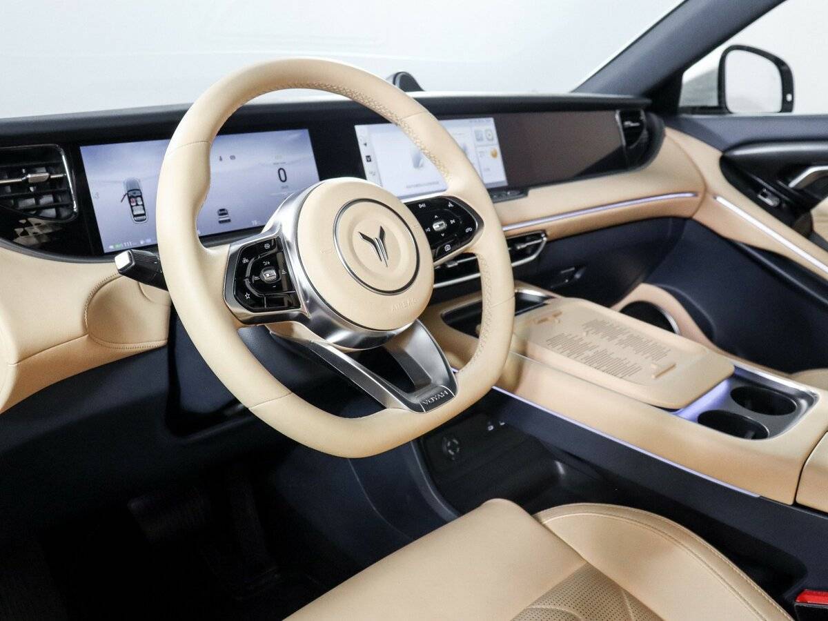 Voyah Free, 2023 Фото №14