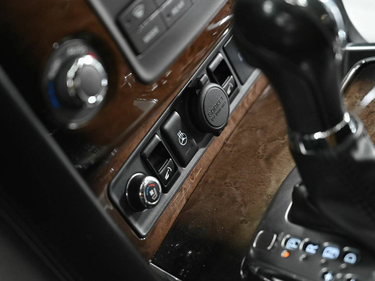 Infiniti QX80, 2013 Фото №11