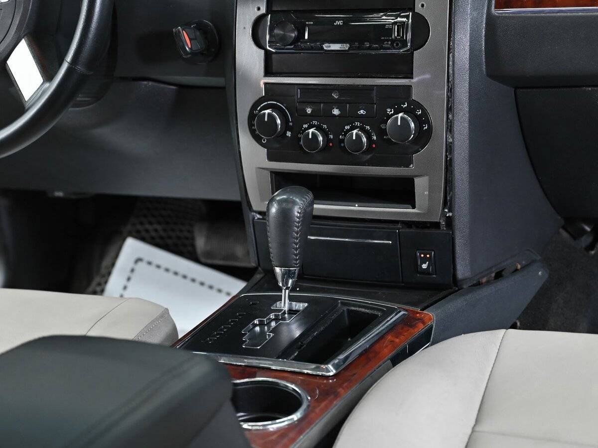 Chrysler 300C, 2004 Фото №13