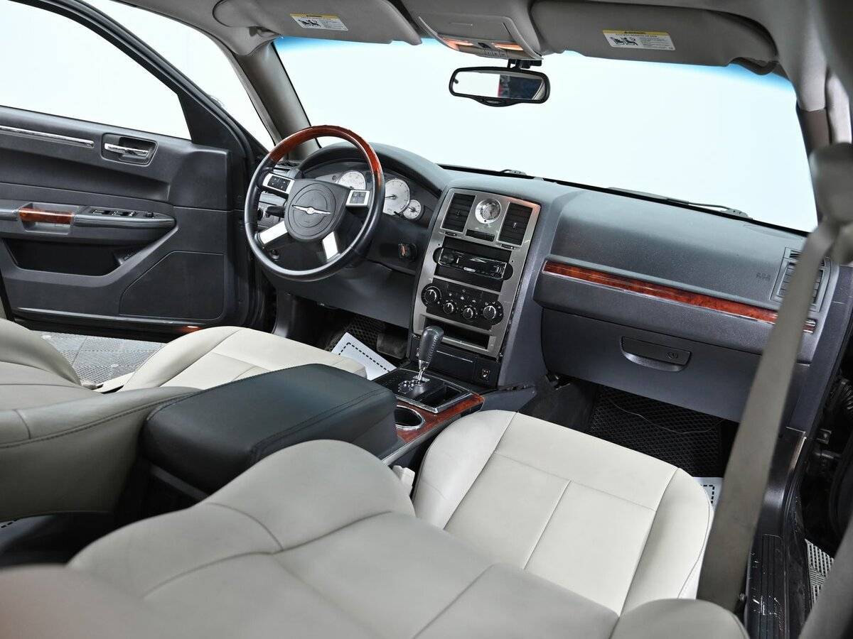 Chrysler 300C, 2004 Фото №16