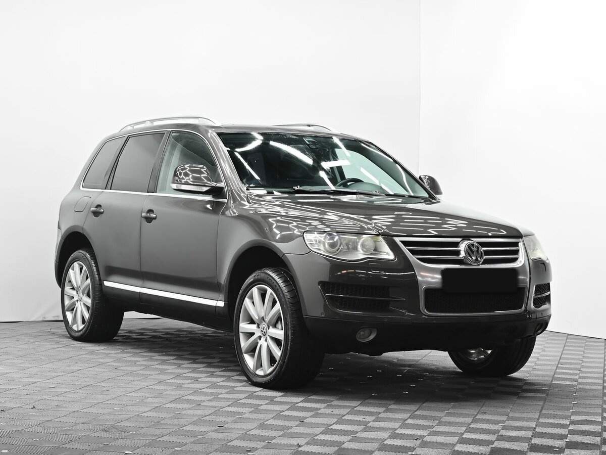 Volkswagen Touareg, 2010 Фото №2