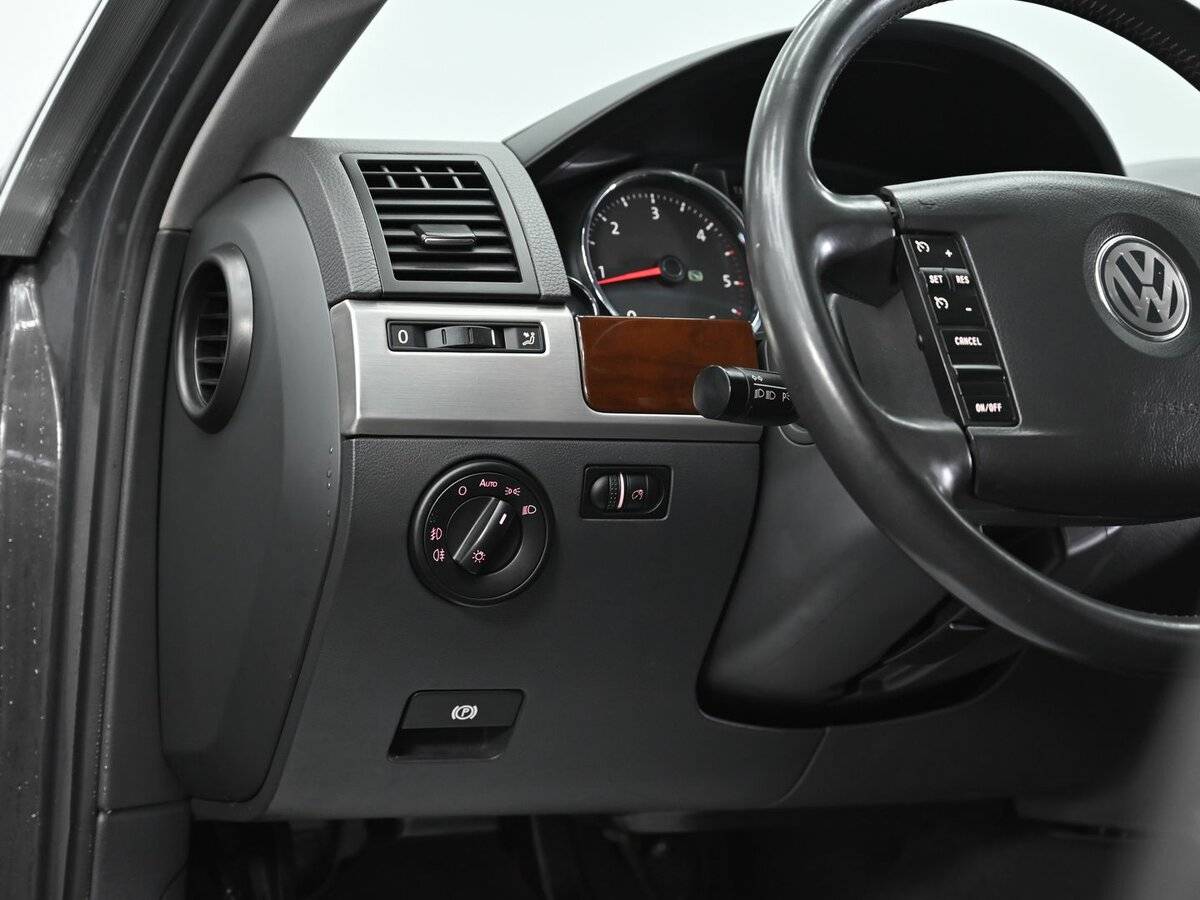 Volkswagen Touareg, 2010 Фото №9