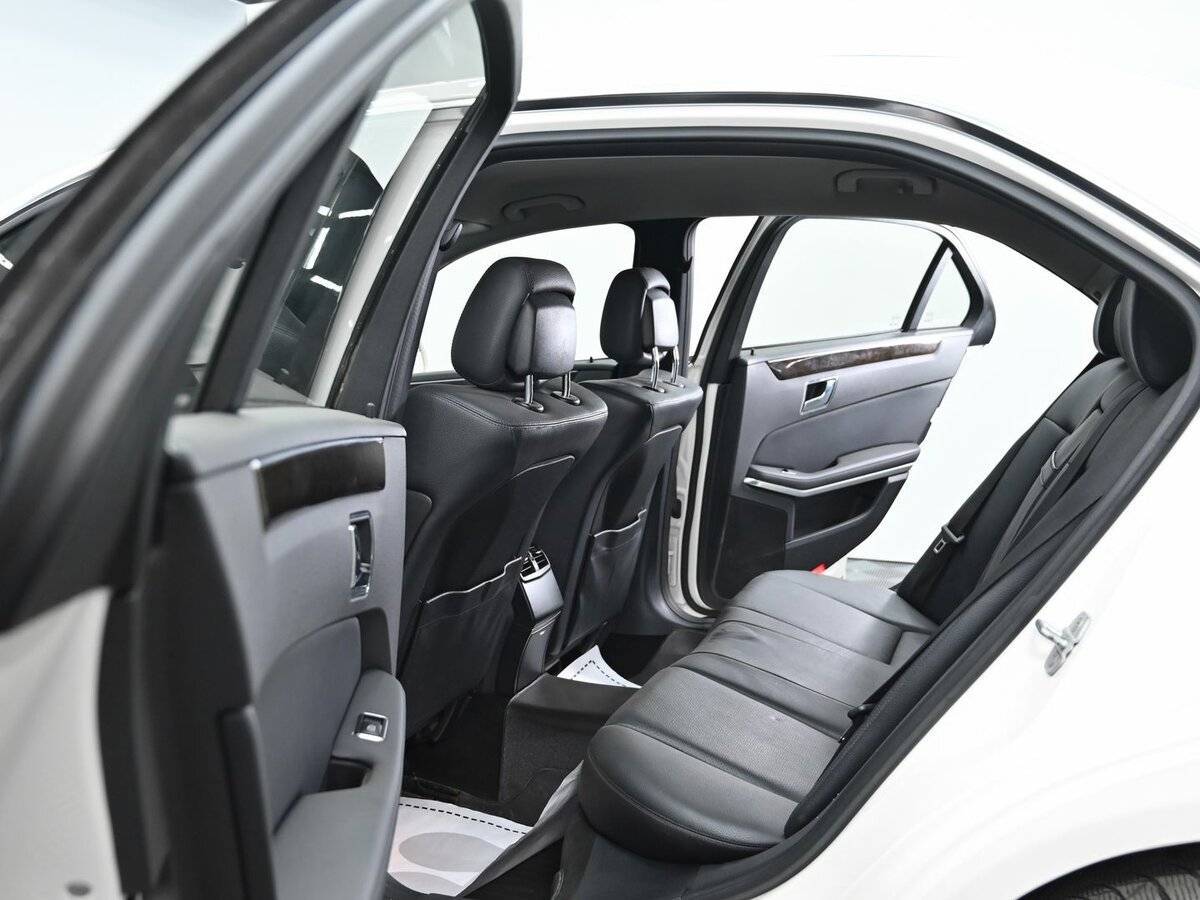 Mercedes-Benz E-Класс 200 5G-Tronic, 2010 Фото №12