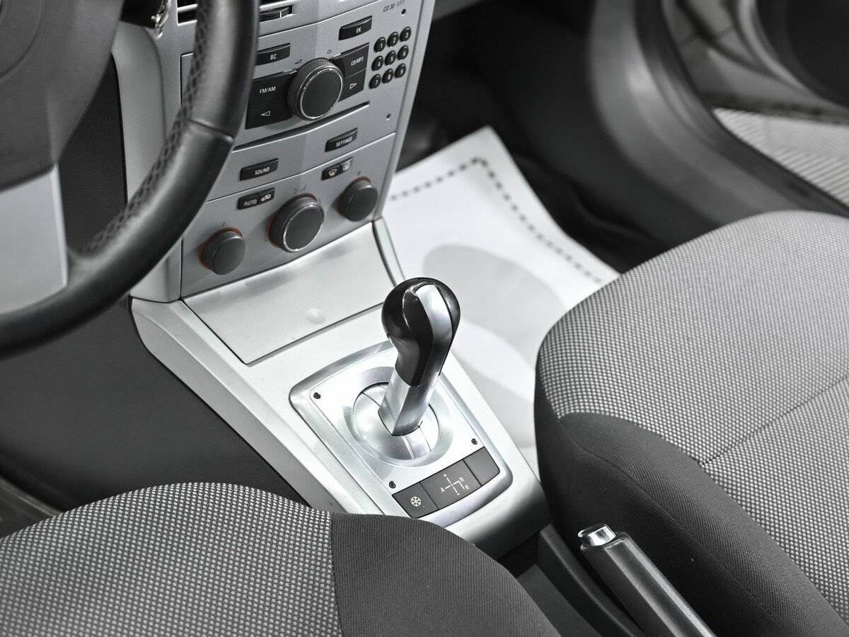 Opel Astra, 2010 Фото №12