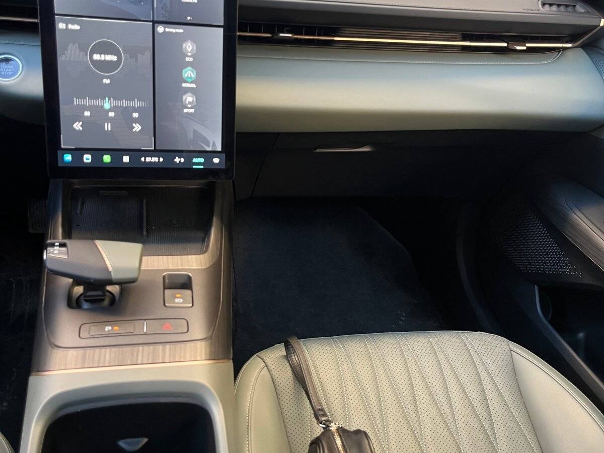 Changan Lamore, 2023 Фото №16