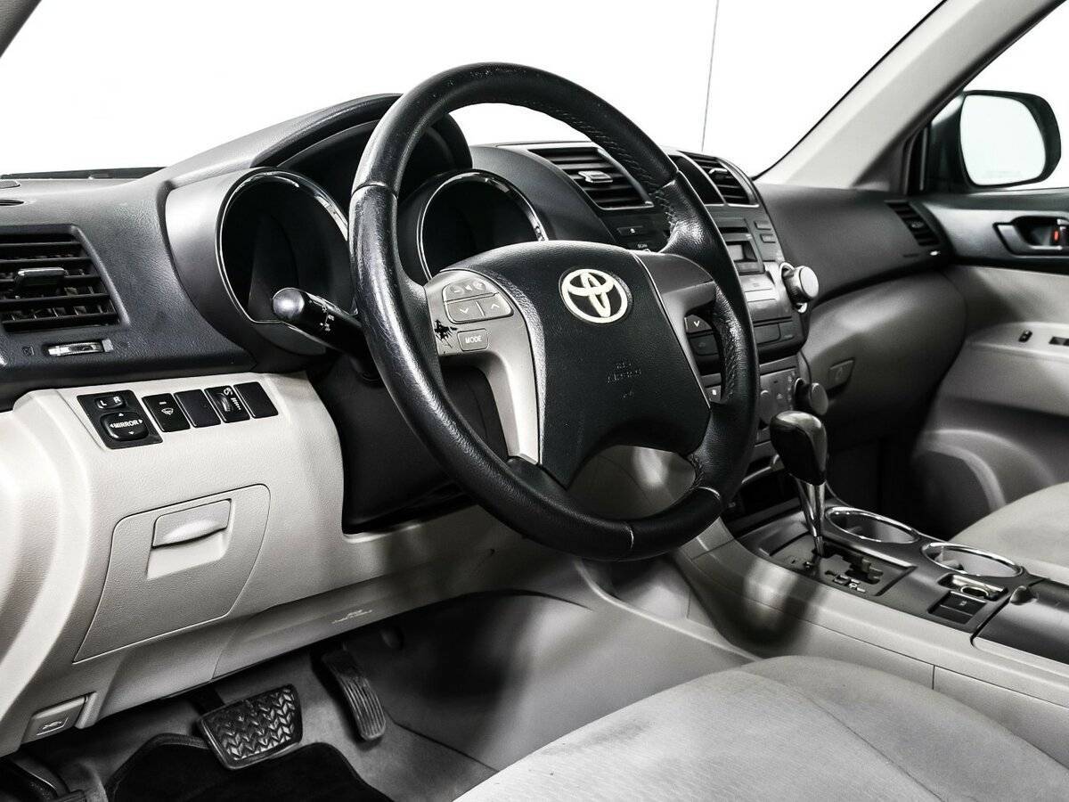 Toyota Highlander, 2010 Фото №12