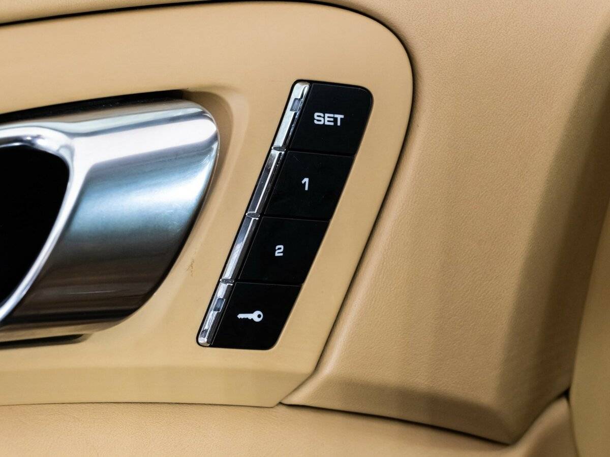 Porsche Cayenne Diesel, 2016 Фото №17