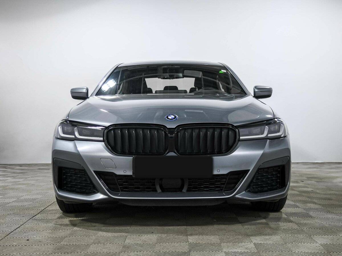 BMW 5 серии 530e xDrive, 2022 - 12 751 км. | Фото №2