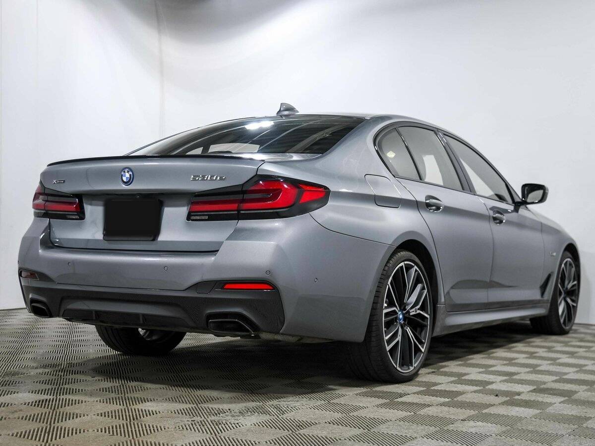 BMW 5 серии 530e xDrive, 2022 - 12 751 км. | Фото №3