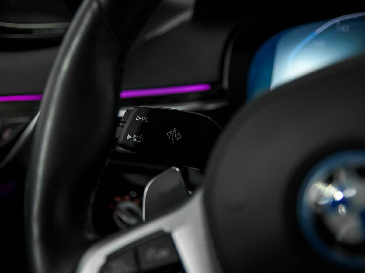 BMW 5 серии 530e xDrive, 2022 Фото №9