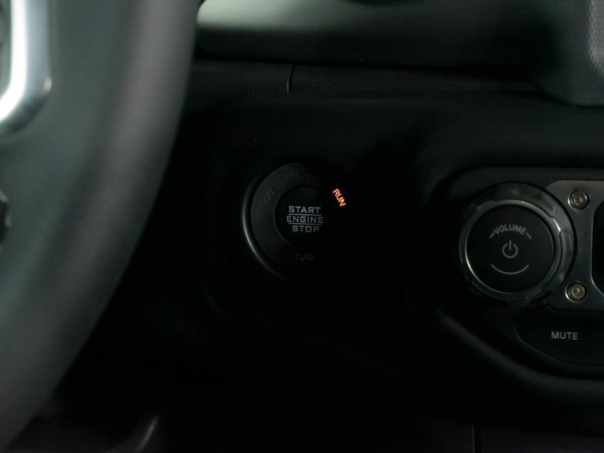 Jeep Wrangler, 2022 Фото №16