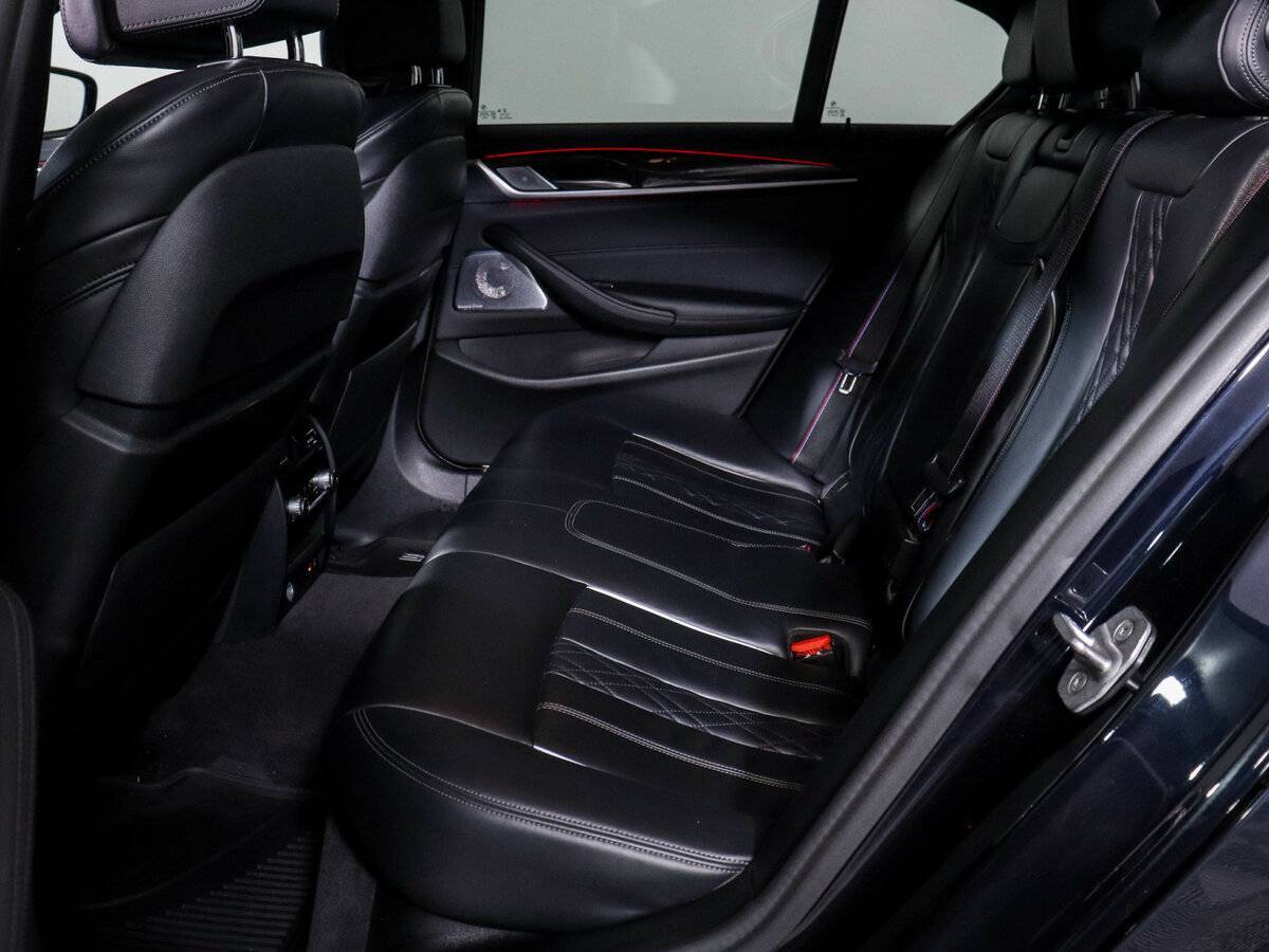 BMW 5 серии 530d xDrive, 2020 Фото №10