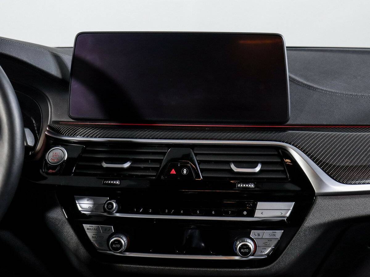 BMW 5 серии 530d xDrive, 2020 Фото №13