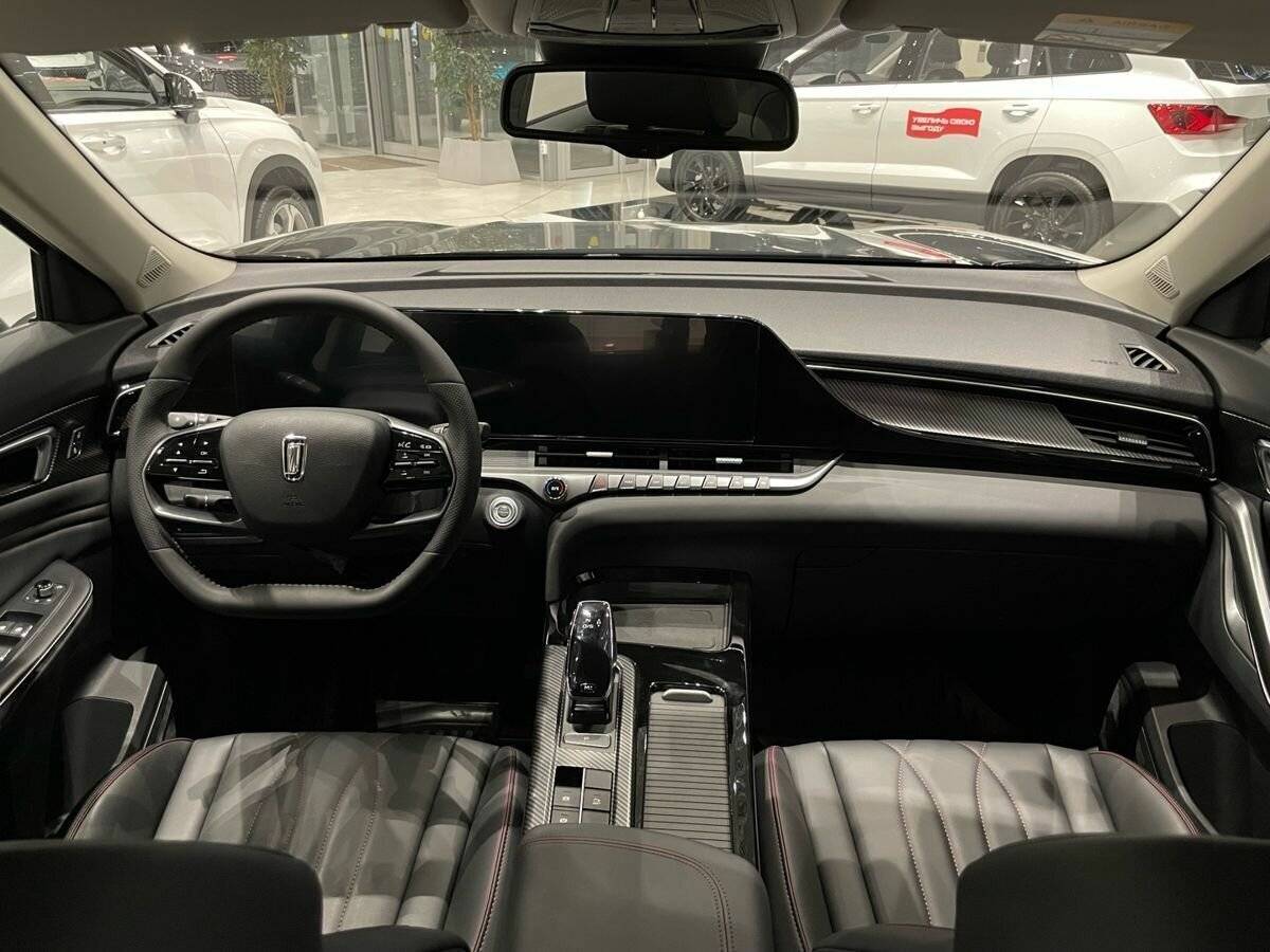 FAW Bestune T55, 2023 - 10 км. | Фото №8