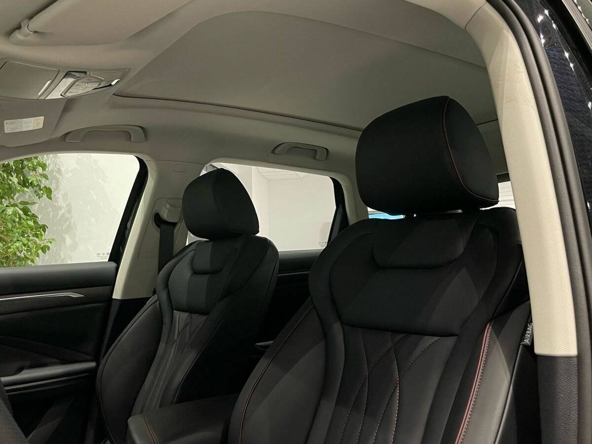 FAW Bestune T55, 2023 Фото №13