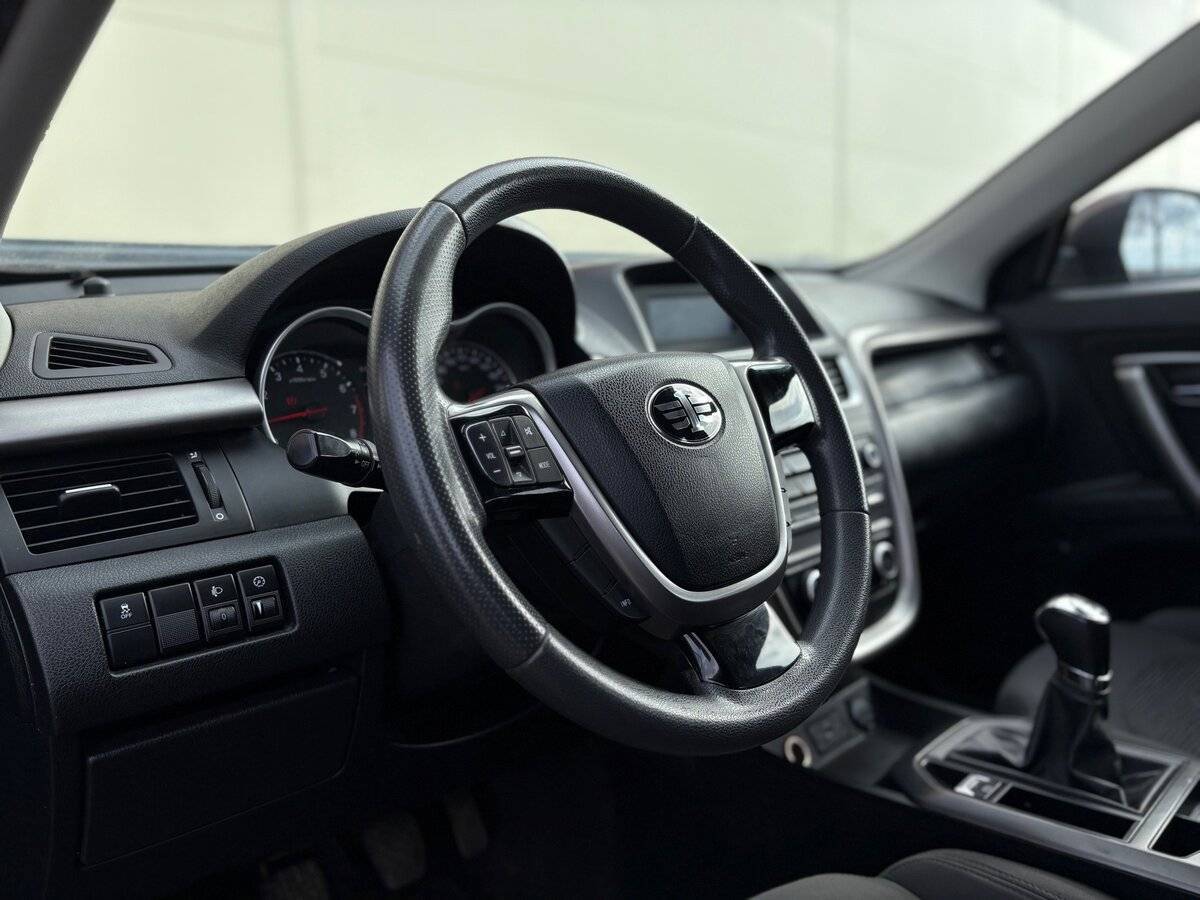 FAW Besturn X80, 2019 Фото №10