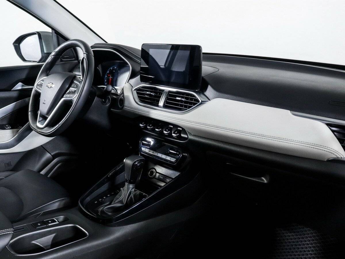 Chevrolet Captiva, 2022 - 22 935 км. | Фото №4