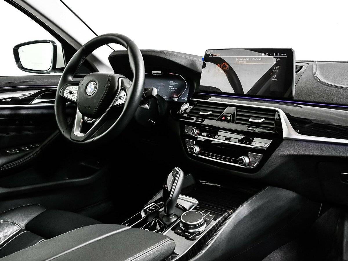 BMW 5 серии 520i, 2022 Фото №6