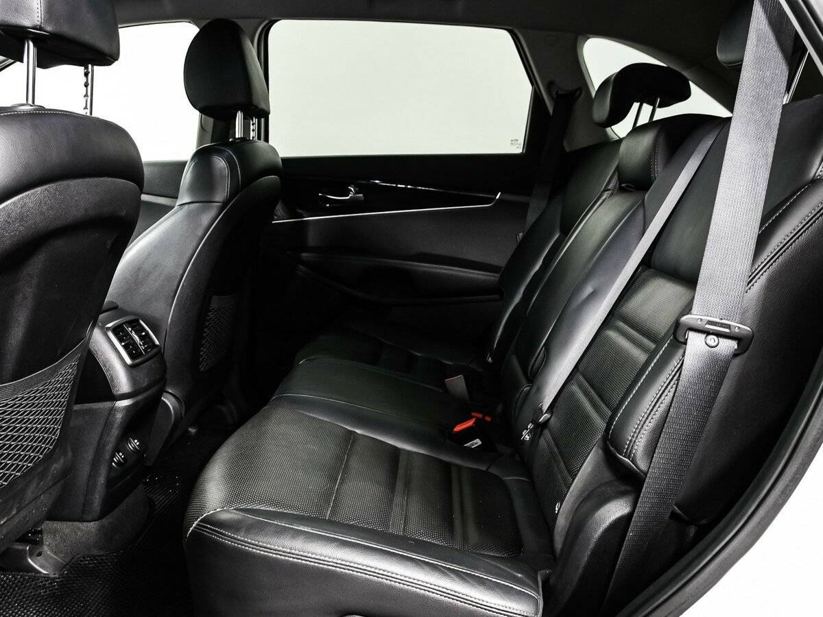 Kia Sorento, 2019 Фото №13