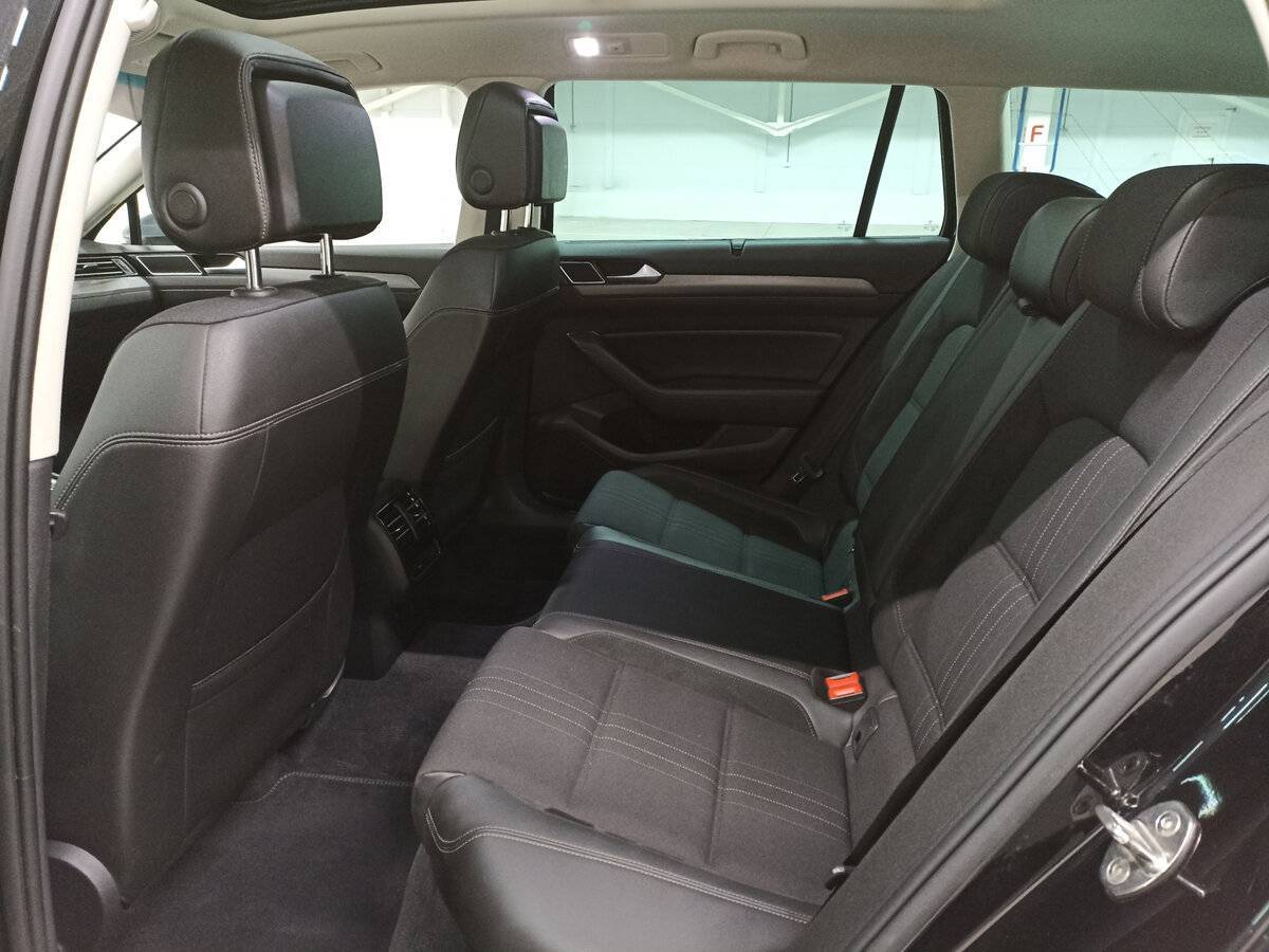 Volkswagen Passat Alltrack, 2018 Фото №12