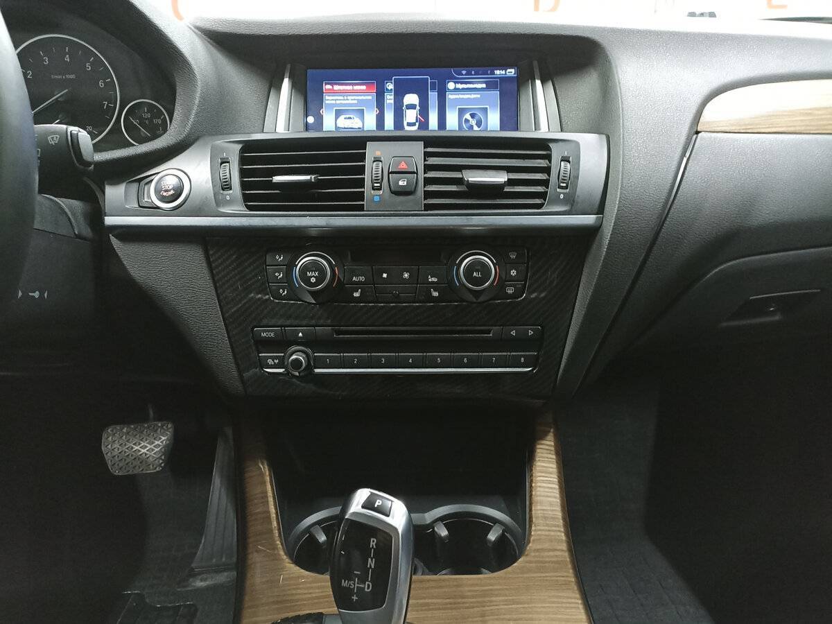 BMW X3 28i xDrive, 2011 Фото №15