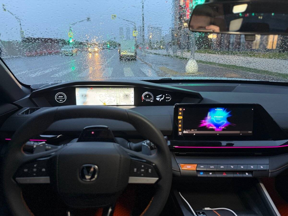 Changan UNI-V, 2024 Фото №11