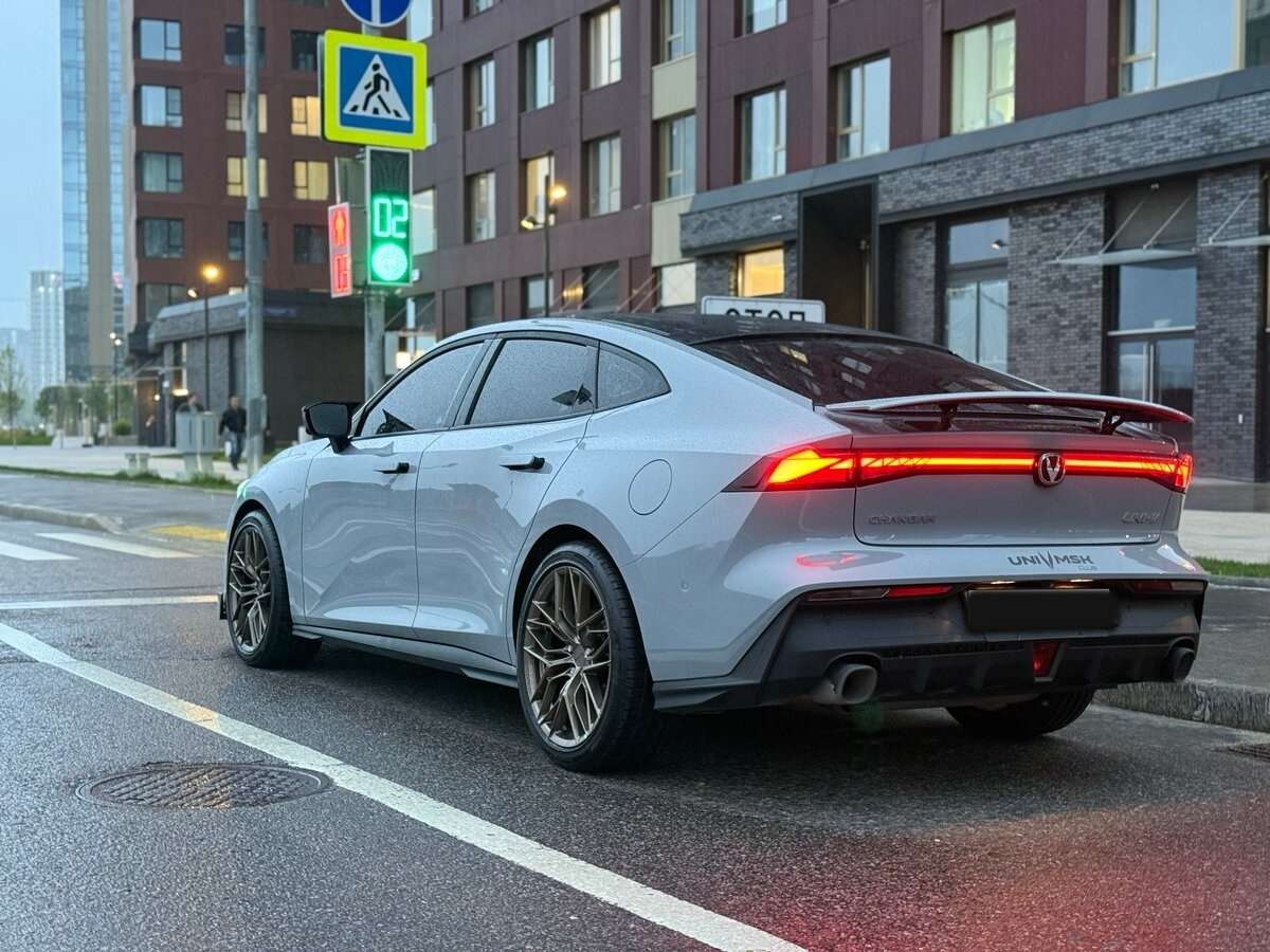 Changan UNI-V, 2024 Фото №13