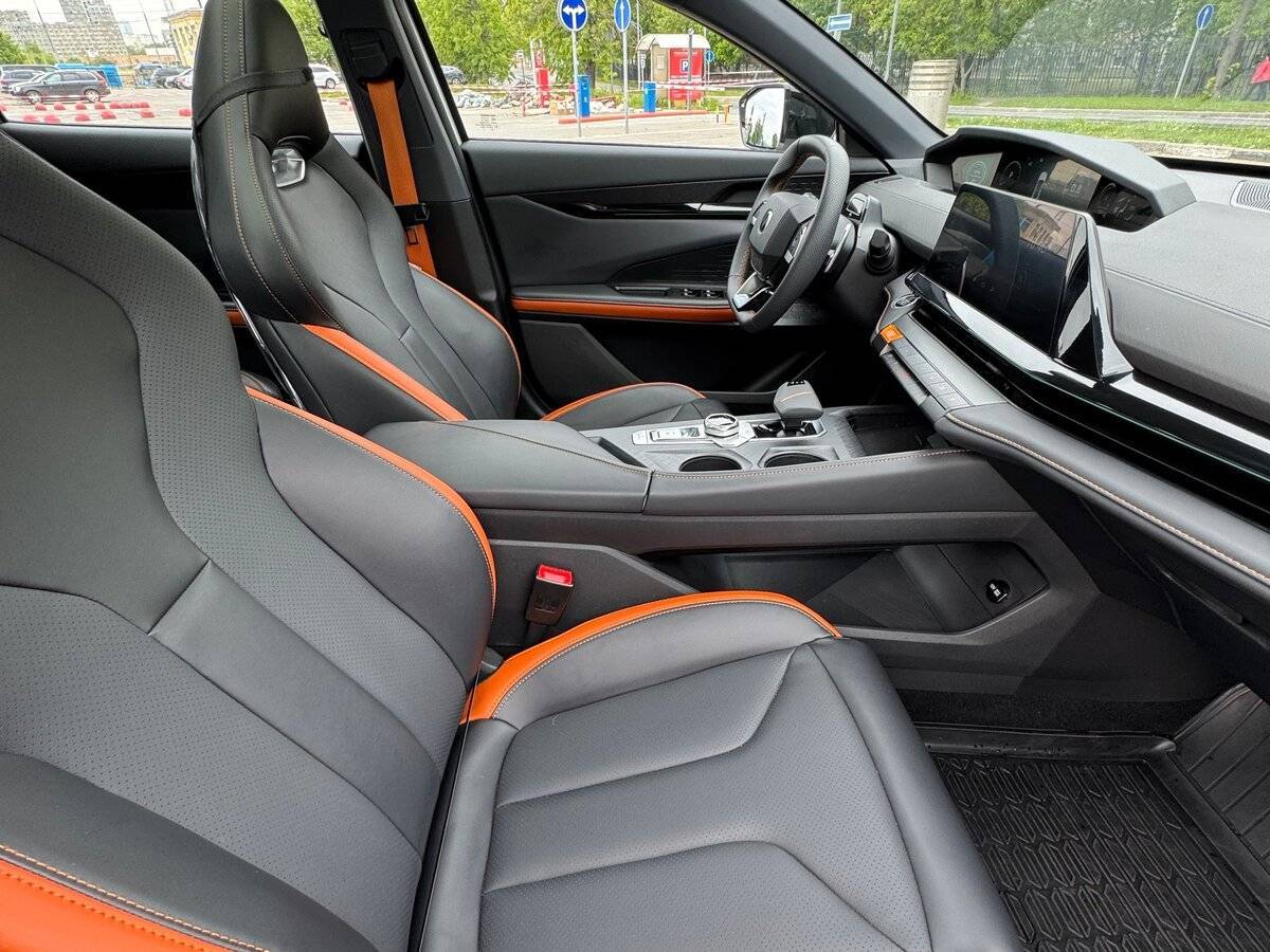 Changan UNI-V, 2024 Фото №9