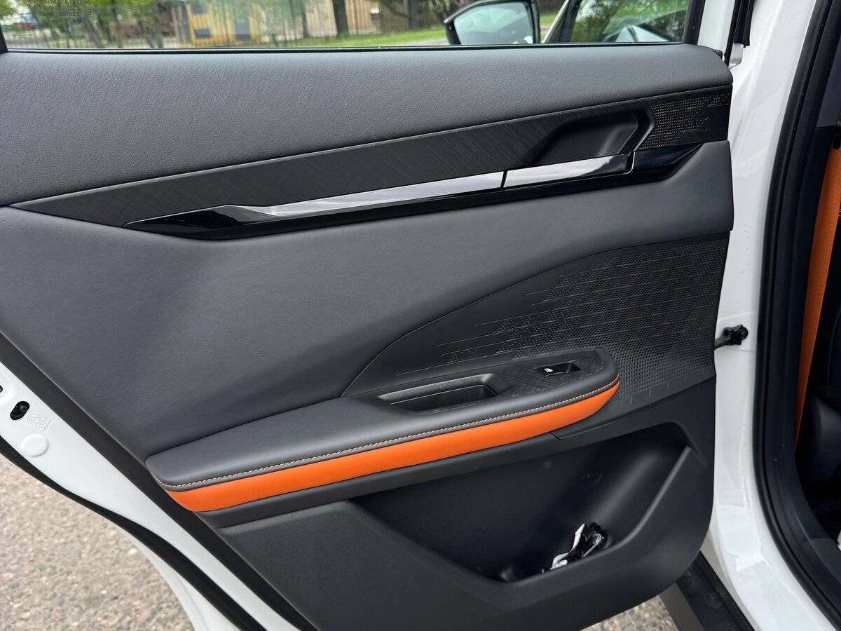 Changan UNI-V, 2024 Фото №15