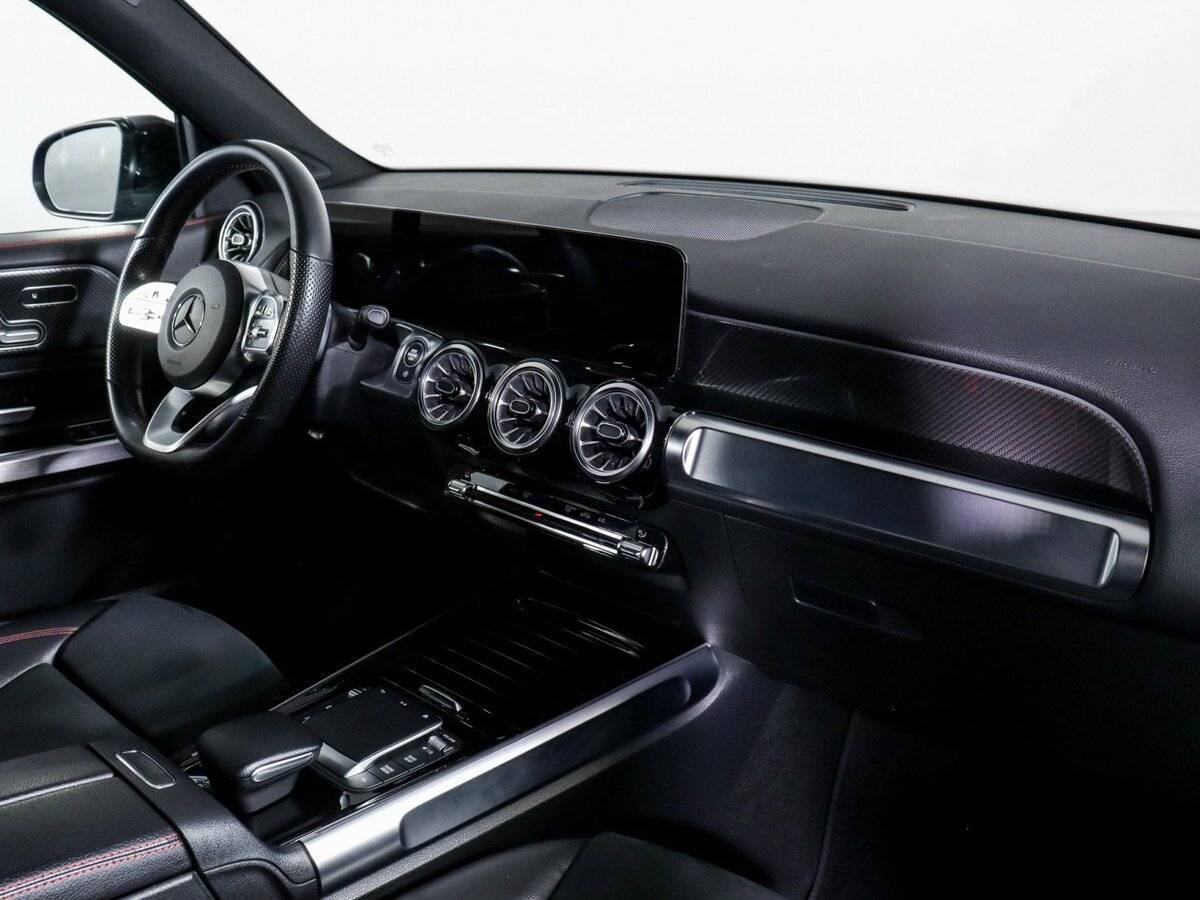 Mercedes-Benz GLB 200, 2021 - 56 337 км. | Фото №4