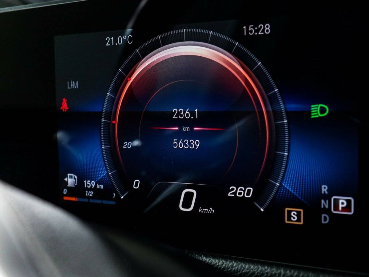 Mercedes-Benz GLB 200, 2021 - 56 337 км. | Фото №6