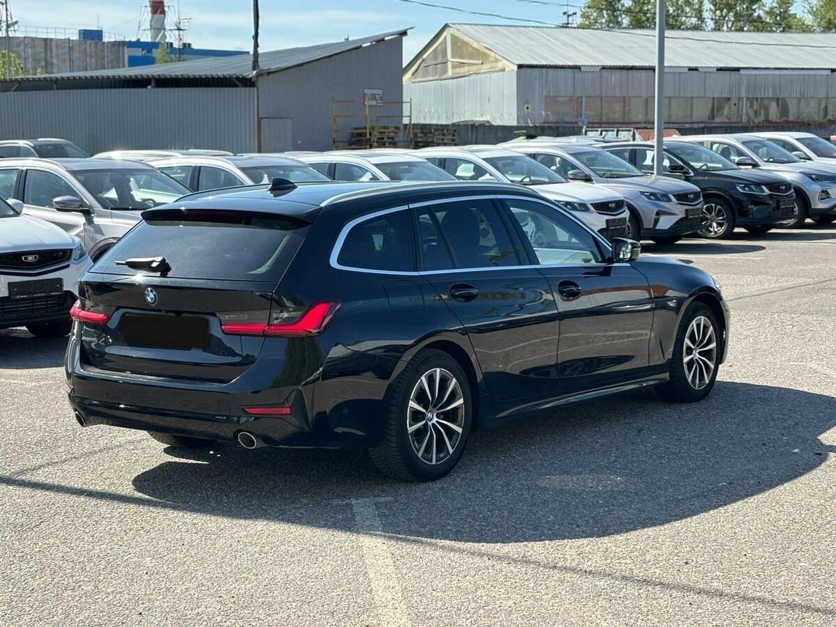 BMW 3 серии 318d, 2020 Фото №3
