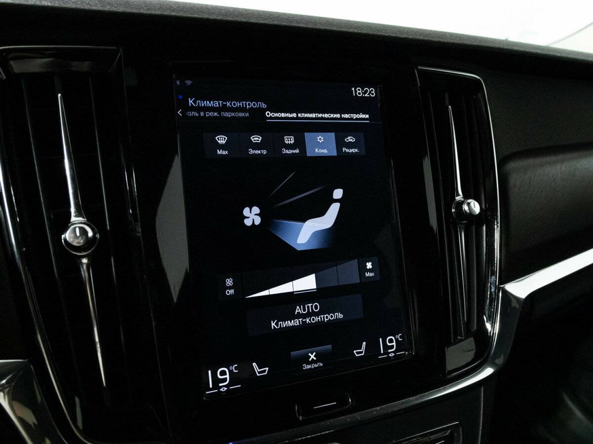 Volvo V90 Cross Country, 2017 Фото №18