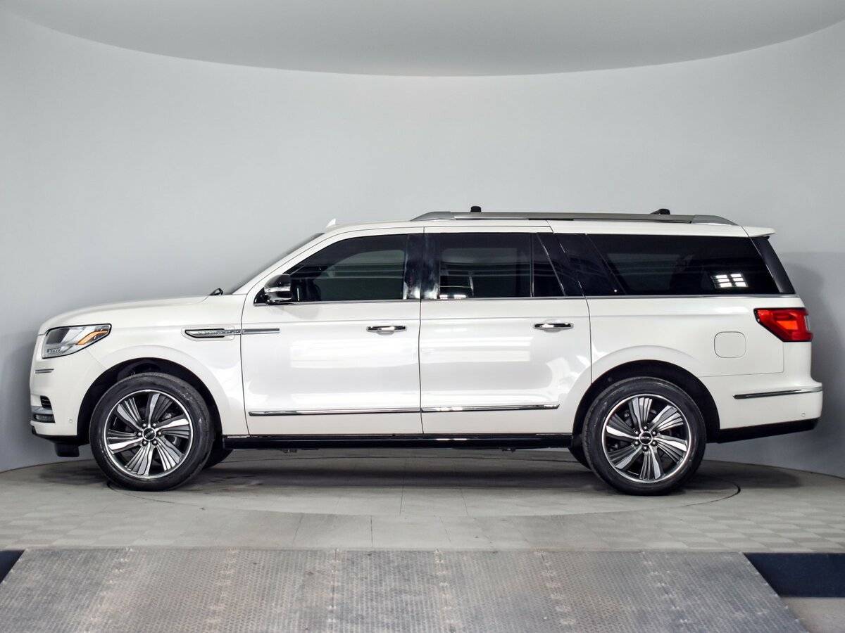 Lincoln Navigator L, 2018 - 34 389 км. | Фото №8