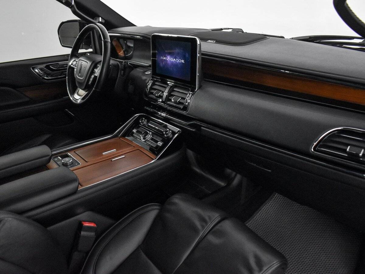 Lincoln Navigator L, 2018 Фото №16