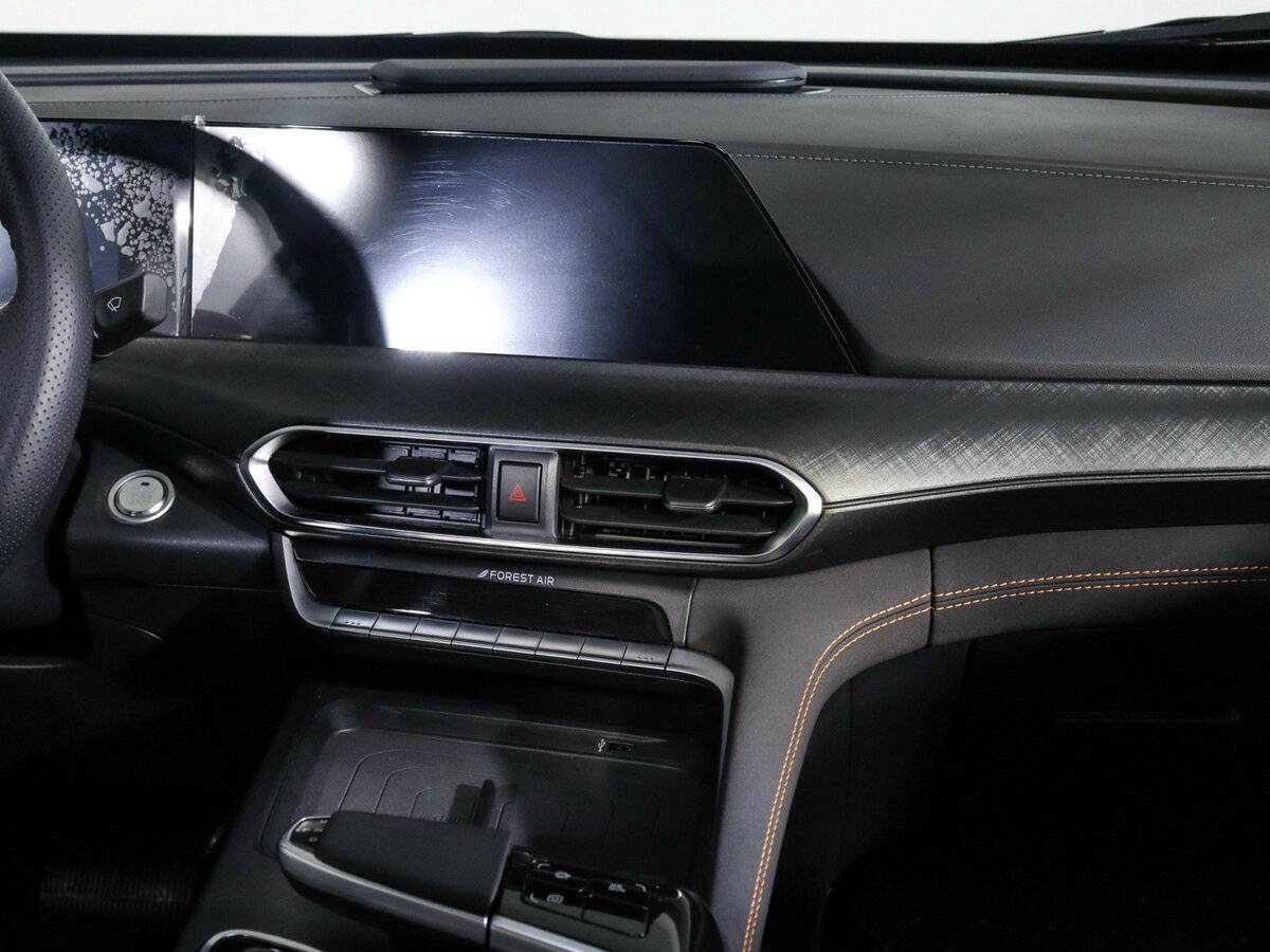 Changan UNI-T, 2022 Фото №13