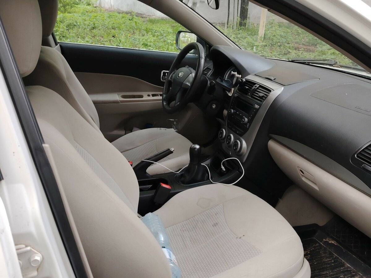 FAW Besturn B50, 2012 - 221 000 км. | Фото №5