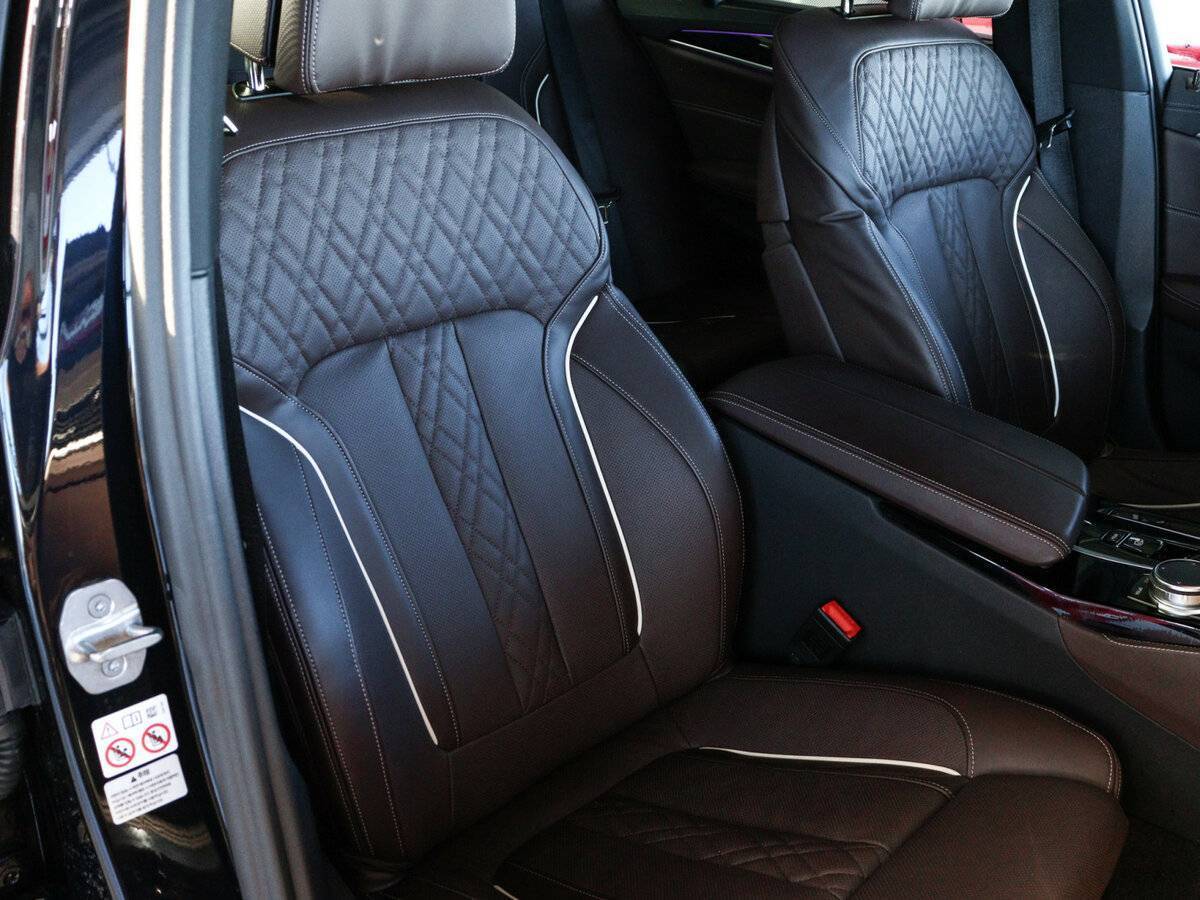 BMW 5 серии 530i xDrive, 2022 Фото №24