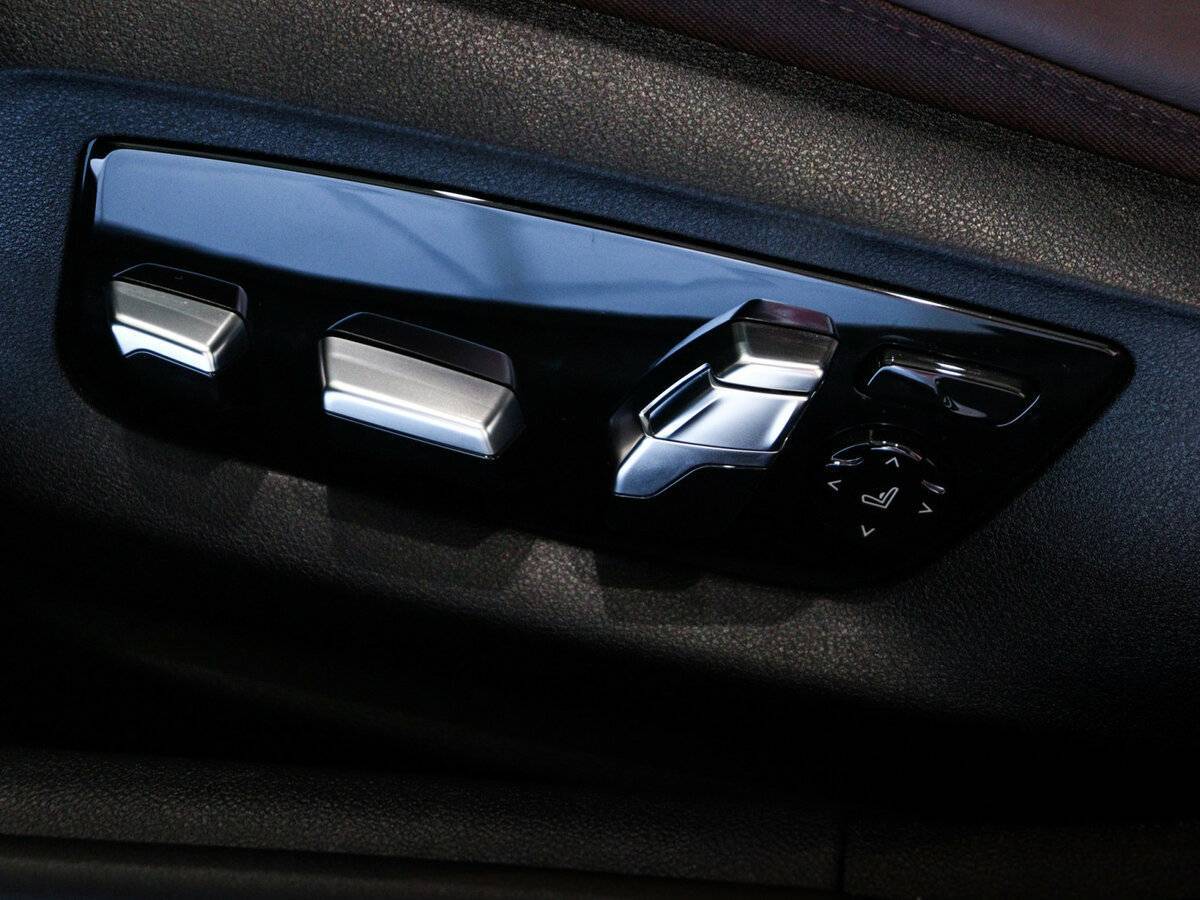 BMW 5 серии 530i xDrive, 2022 Фото №28