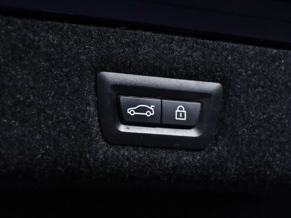 BMW 5 серии 530d xDrive, 2018 Фото №18