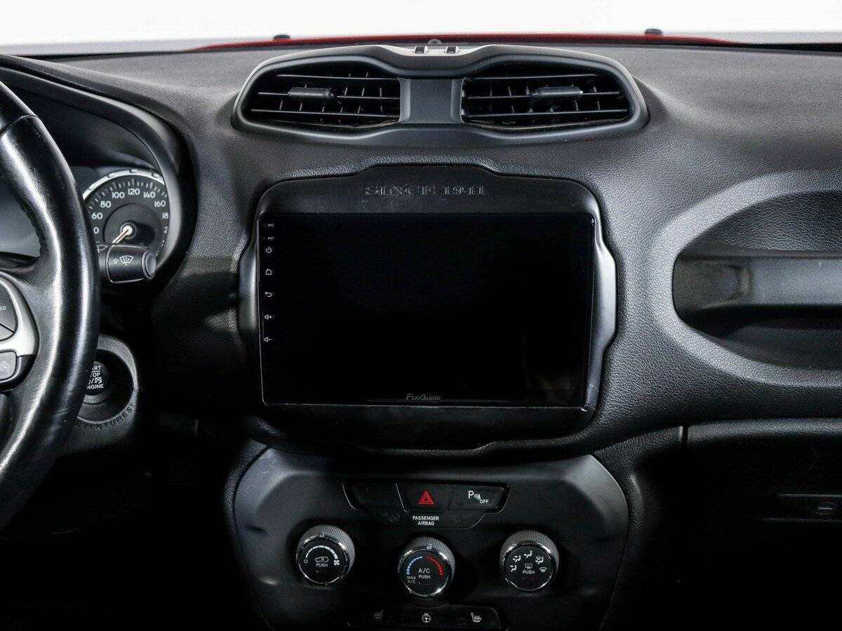 Jeep Renegade, 2018 Фото №13