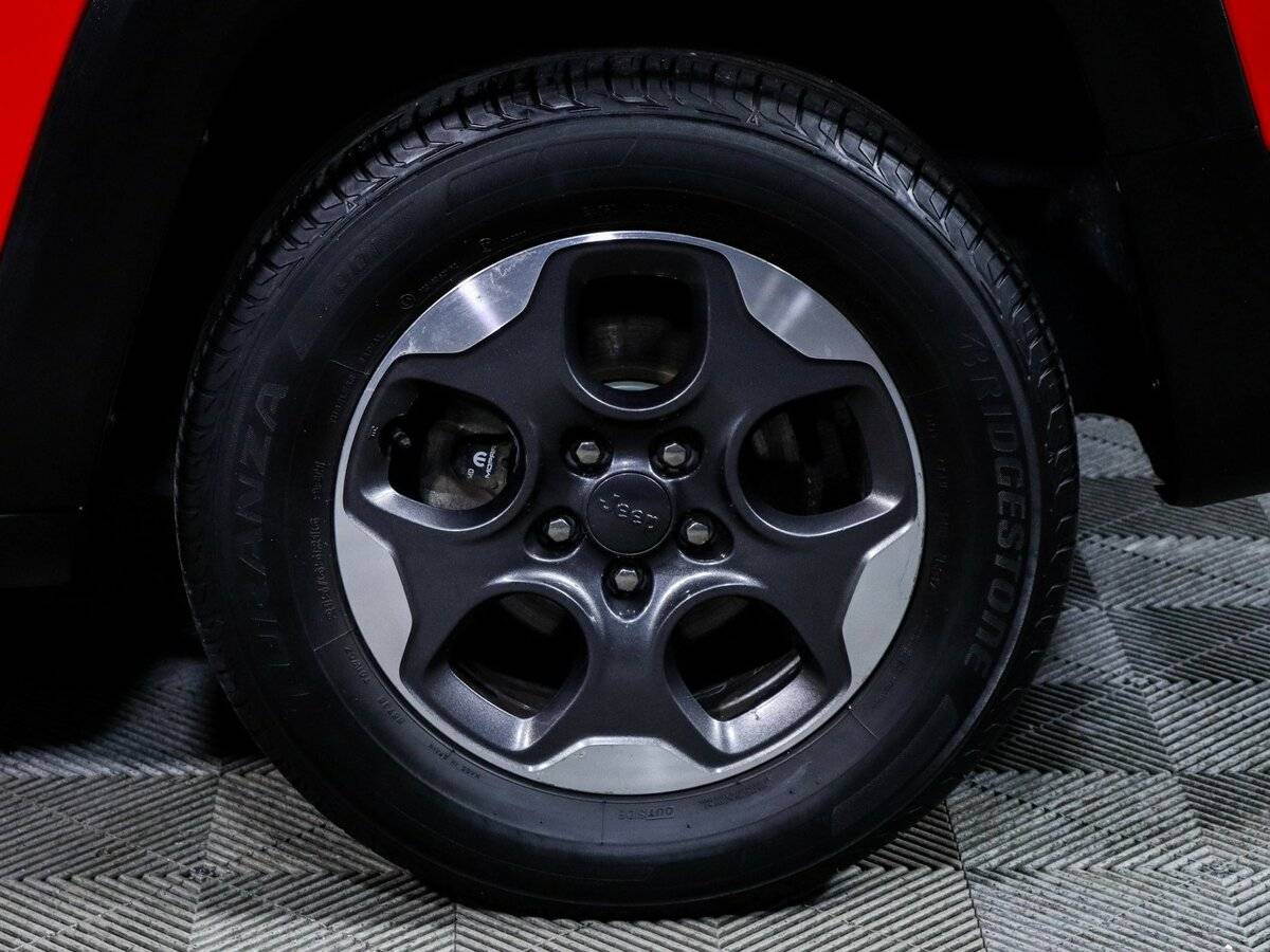 Jeep Renegade, 2018 Фото №15