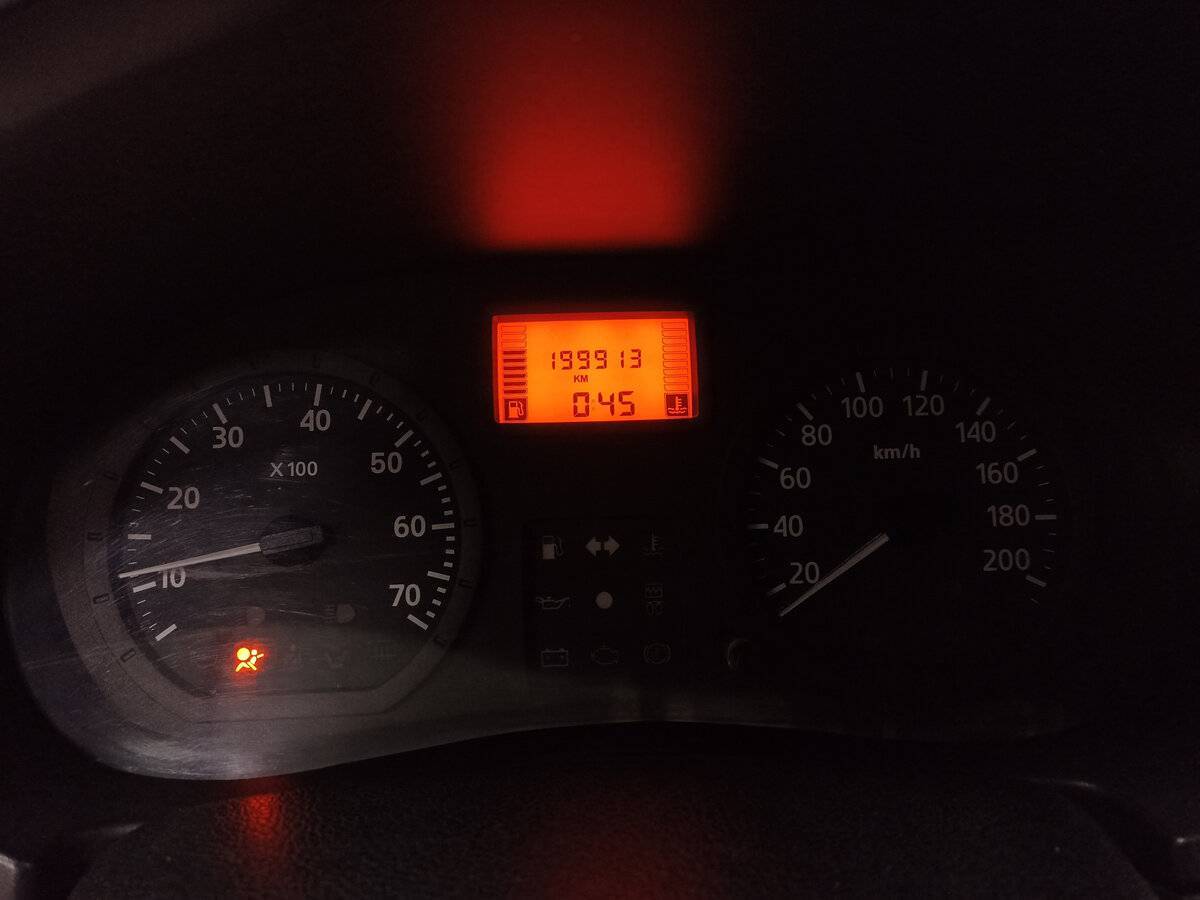 Renault Logan, 2005 Фото №12