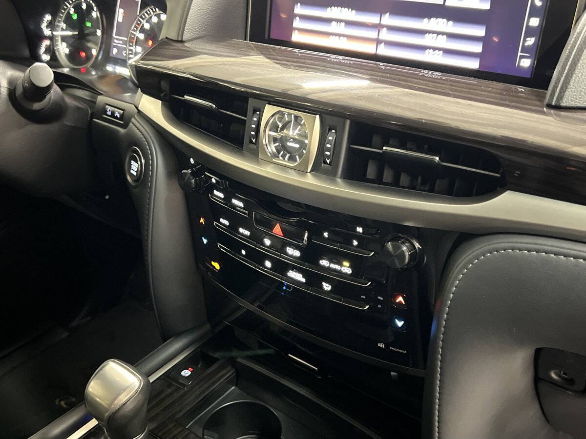 Lexus LX Arctic Trucks 450d AT35, 2021 Фото №20