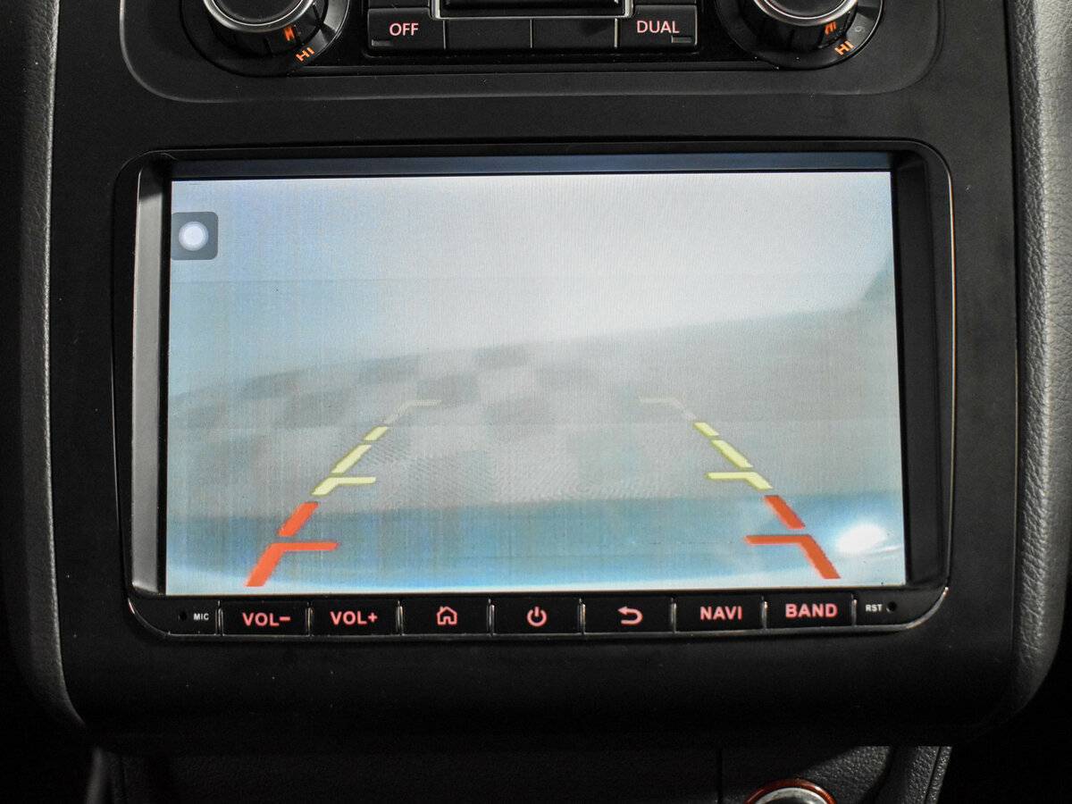 Volkswagen Touran, 2010 Фото №17