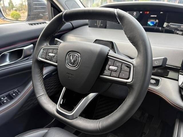 Changan UNI-K, 2021 Фото №11