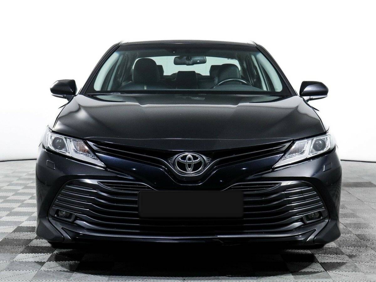 Toyota Camry, 2019 - 48 256 км. | Фото №2